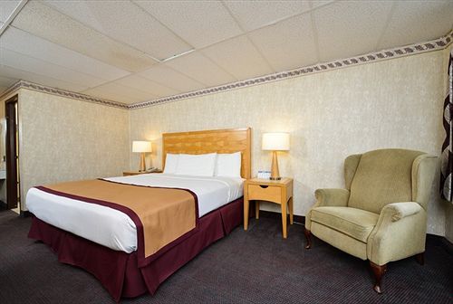 Howard Johnson By Wyndham West Yarmouth Cape Cod Exterior photo